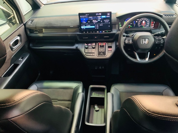 2024 Honda Stepwagon Spada - Image 11