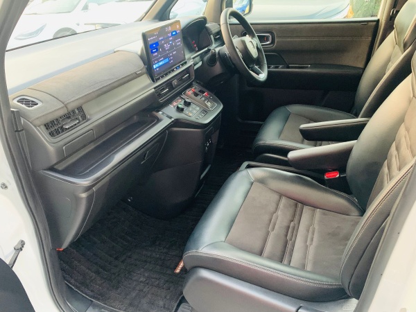 2024 Honda Stepwagon Spada - Image 15