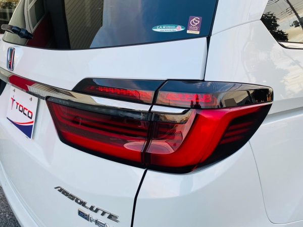 2022 Honda Odyssey Hybrid - Image 15