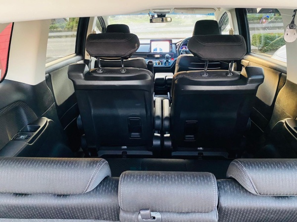 2022 Honda Odyssey Hybrid - Image 25